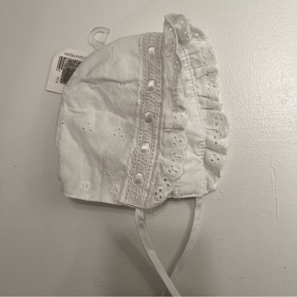 NWT White Baby Bonnet